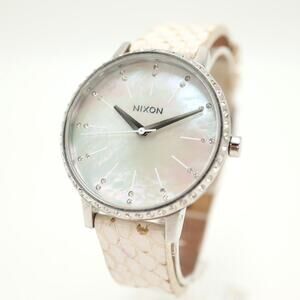 Nixon Kensington MOP 37mm Womens Watch Gem Bezel White Leather w New Battery
